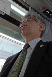 バス車中